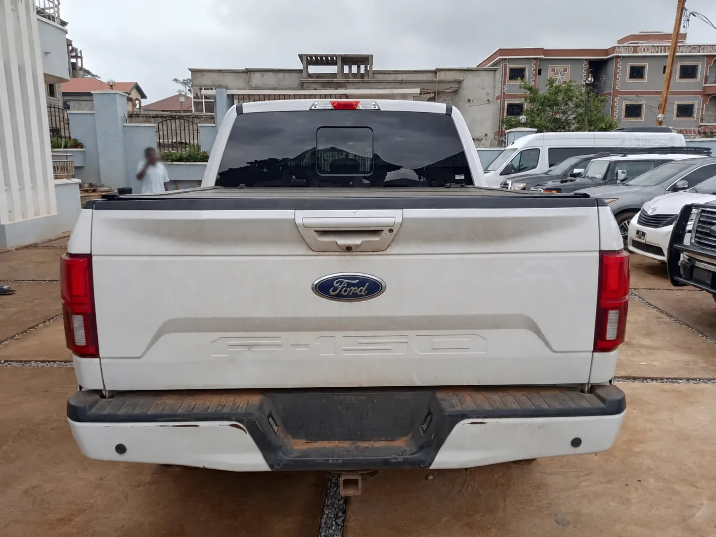 Ford F-150 - white, black interior — Exterior — photo 5