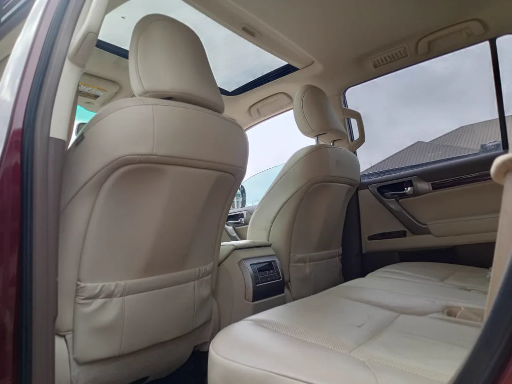 Lexus GX 460 - burgundy — Interior — photo 5