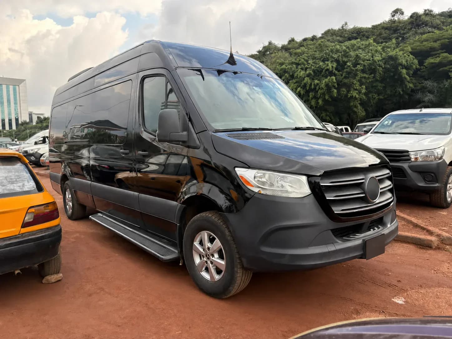 Mercedes-Benz Sprinter - black — Exterior — photo 2
