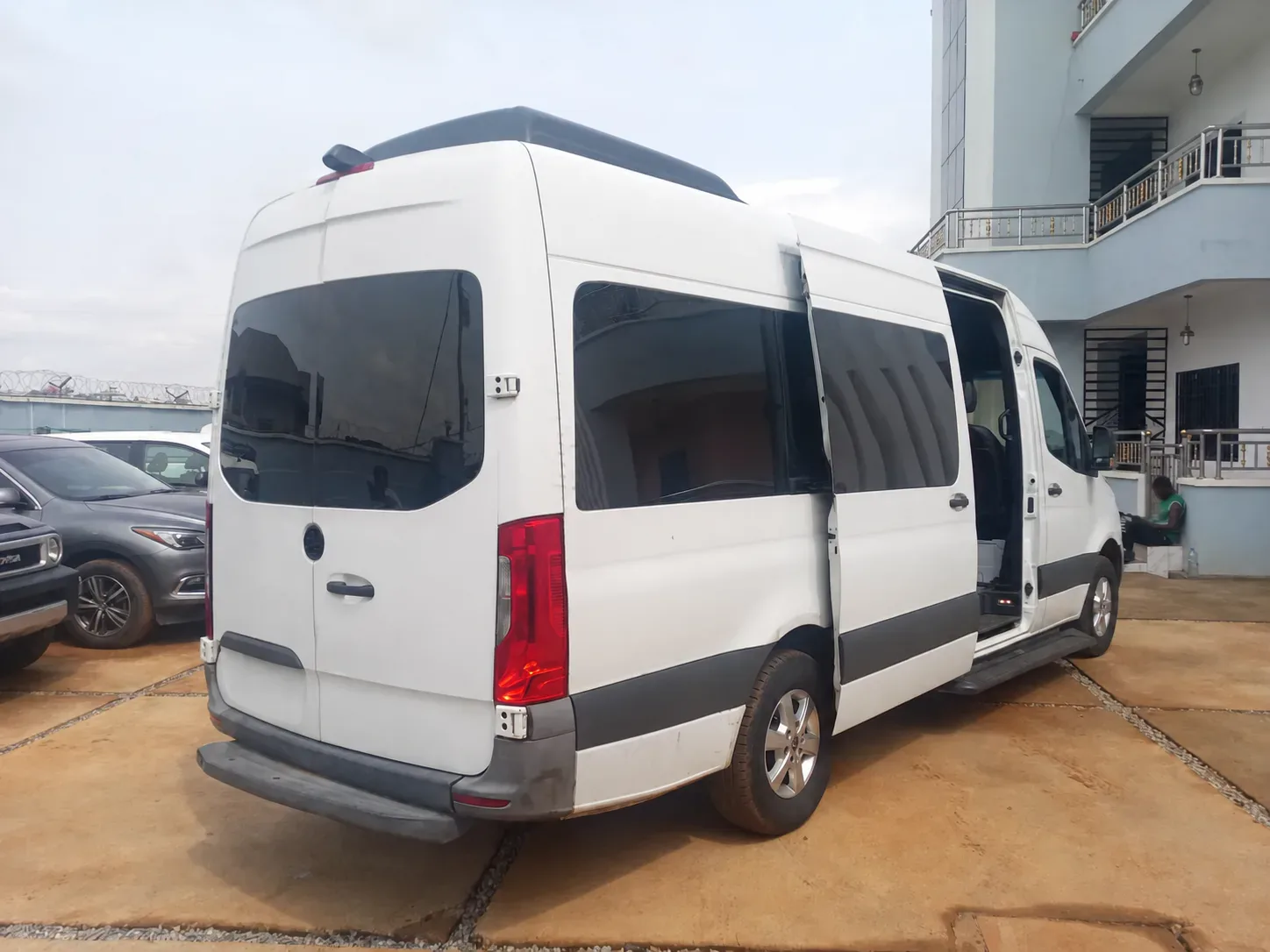 Mercedes-Benz Sprinter - white — Exterior — photo 3