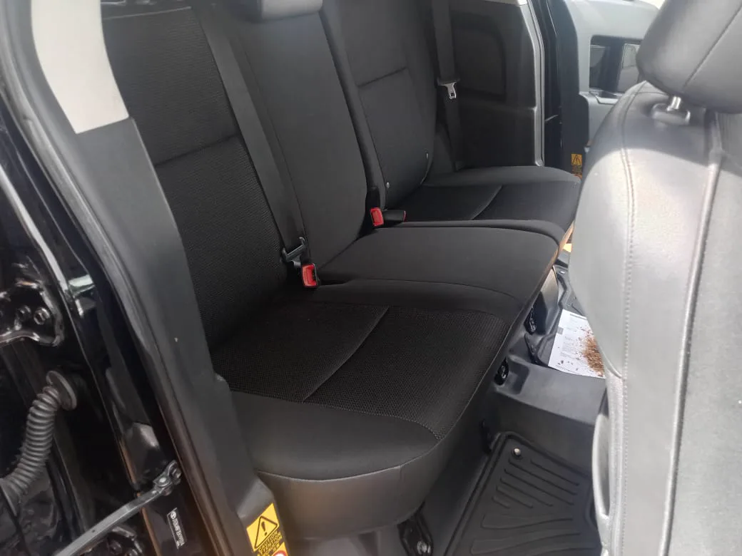 Toyota FJ Cruiser - black — Interior — photo 5
