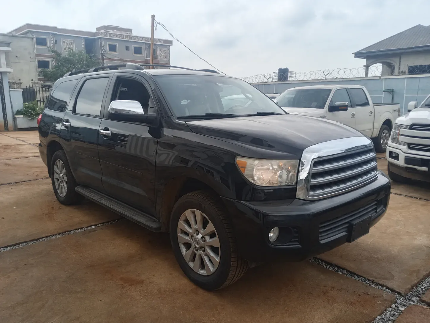 Toyota Sequoia - black — Exterior — photo 5