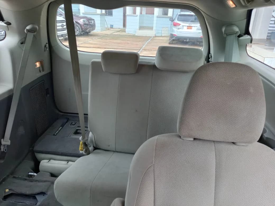 Toyota Sienna - white — Interior — photo 2